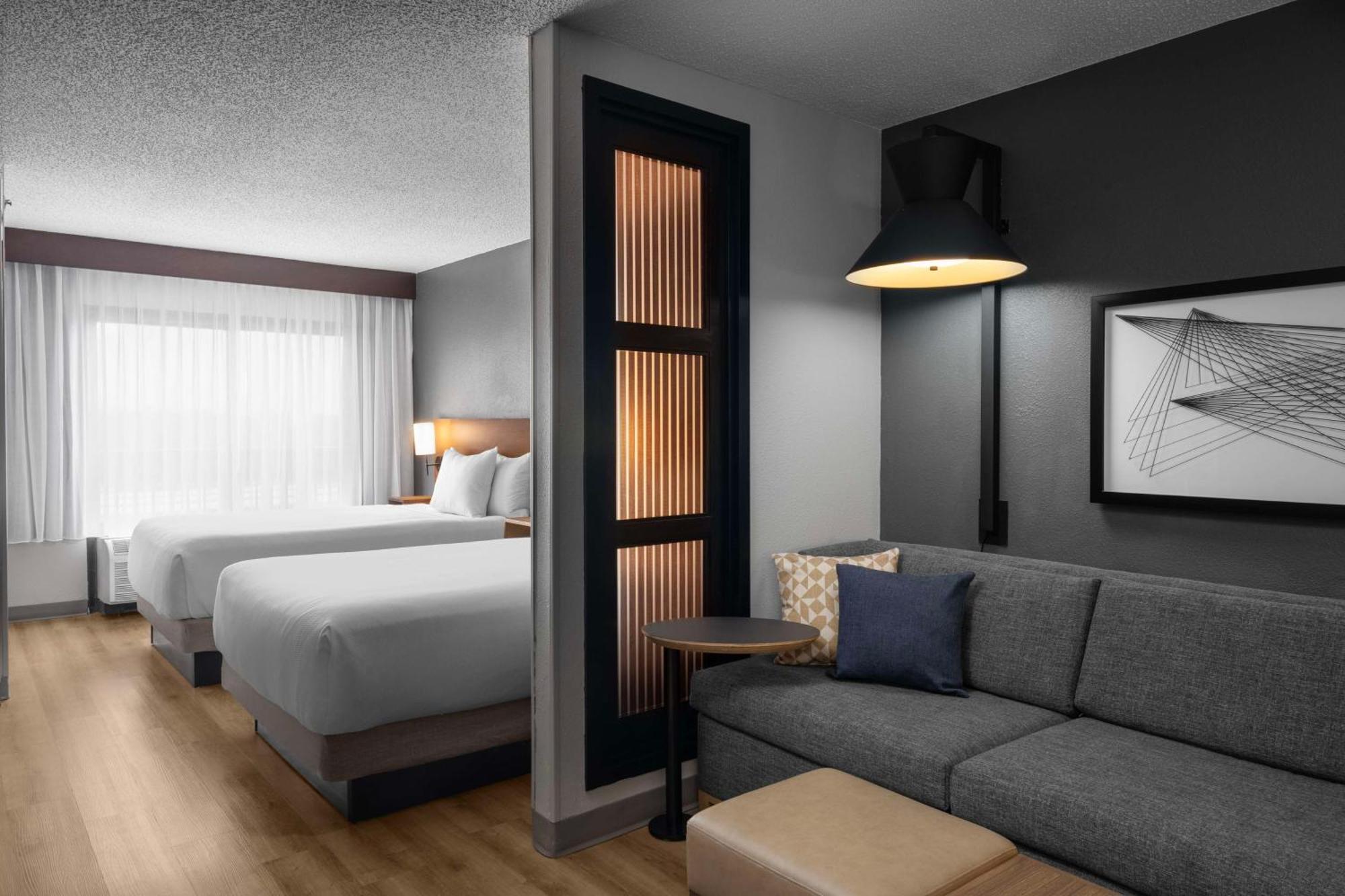 Hyatt Place Orlando Airport Exterior foto